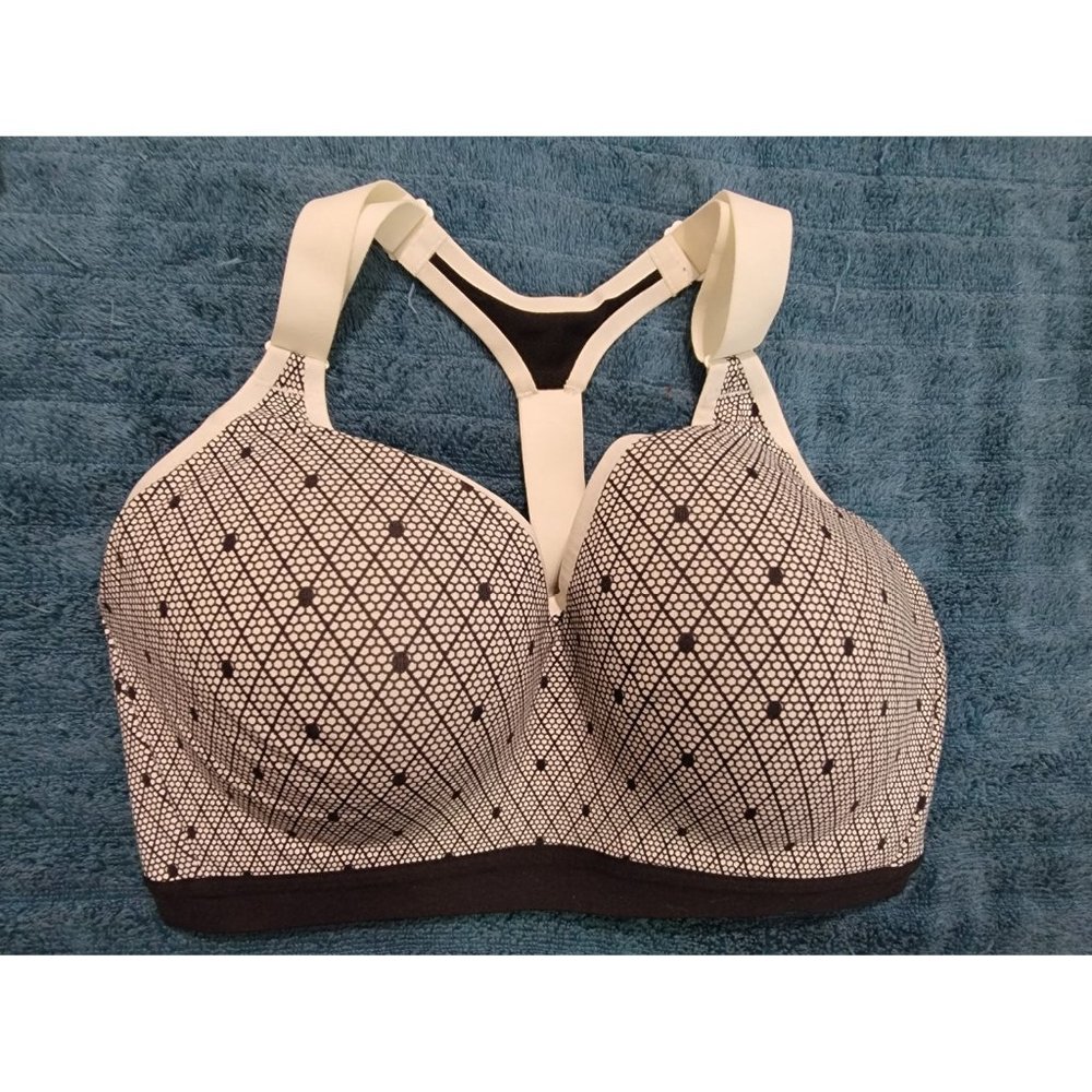 Victoria's Secret Sports Bra Incredible by Victoria's Secret, 32DDD